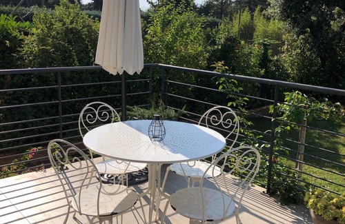Les Angles Villa | Comfortable, air-conditioned villa with swimming pool 5 km from AVIGNON