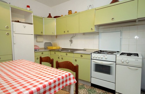 Vela Glavica Apartamento | Cómodo apartamento con una terraza Lumbarda, Korcula (A-179-a)