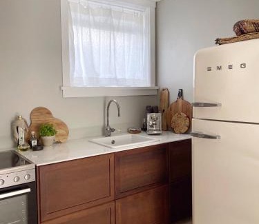 Downtown Apartamento | Comfortable and stylish apartment in quiet area downtown
