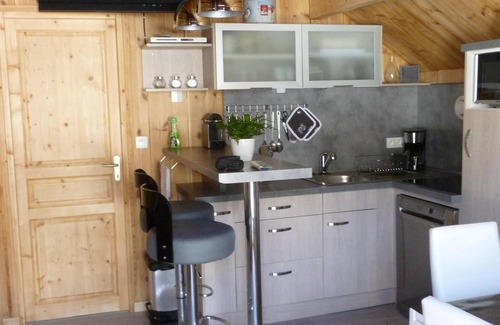 Forville Apartamento | Cómodo apartamento en chalet, ideal para esquiadores, excursionistas y ciclistas.