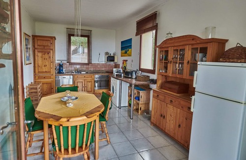 Saint-Florent Apartamento | Acogedor apartamento (60 metros cuadrados aprox) con vistas al mar y en la montaña