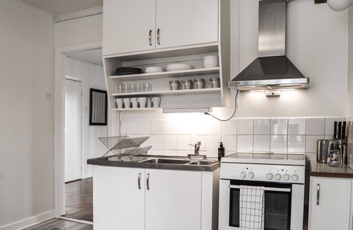 Halleforsnas Apartamento | Alojamiento de 2 habitaciones en Hälleforsnäs
