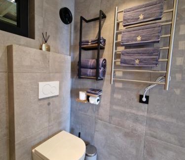 Kristiansand Apartamento | Comfortable Apartment Sleeps 4 Near Kristiansand City Center