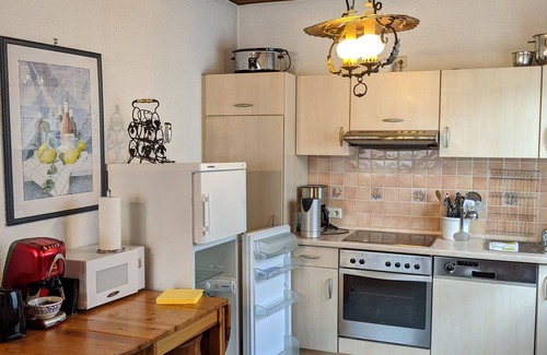 Landstuhl Condominio | Comfortable apartment, 2 rooms-kitchen-bathroom and balcony (110m²), city center