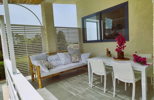 San Lorenzo Apartamento | Comfortable apartment in villa, 500mt from the beach.