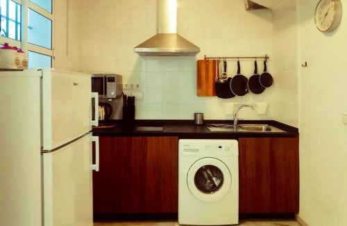 Triana Apartamento | Comfortable apartment in Seville, 65 m² with balcony