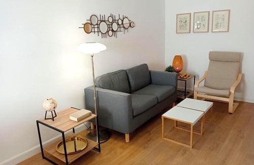 El Poble-sec Apartamento | Comfortable apartment. Very central and quiet.