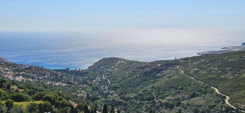 Apikia Apartamento | Comfortable Apoikia house for 2