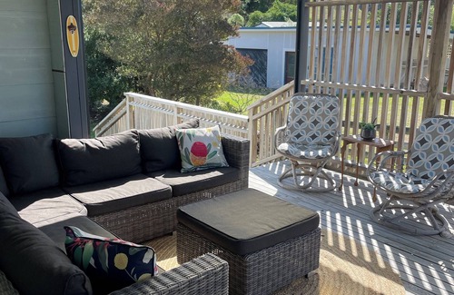 Riversdale Casa | Comfortable, conveniently located family beach bach