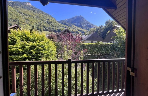 Cauterets Apartamento | Cómodo chalet en Cauterets con parking y balcón