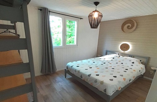 Bohon Chalet De Esquí | Comfortable chalet in the heart of nature, near Durbuy center. Dogs allowed