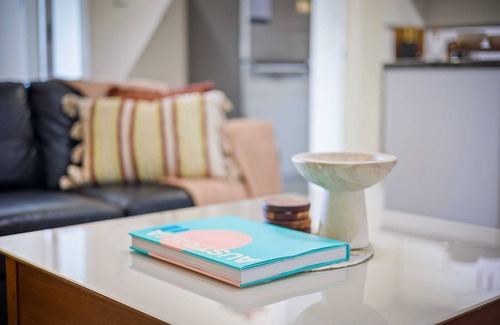 West Perth Apartamento | Comfortable City Apartment by Kings Park | Free Parking