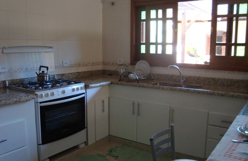 Barra do Una Casa | Cómoda casa de estilo colonial con 5 suites cerca de la playa.