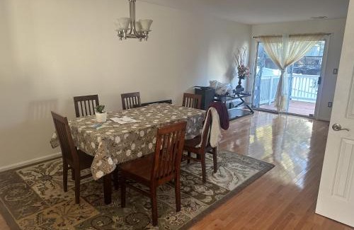 Suitland Casa | Comfortable, Convenient Room near DC