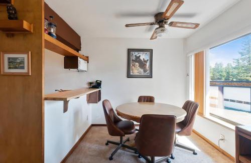 Bear Valley Apartamento | Comfortable Condo Great Location- Tamarack #12