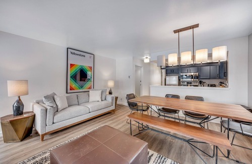 Jackson Condominio | Comfortable condo with fireplace & washer/dryer - close to slopes