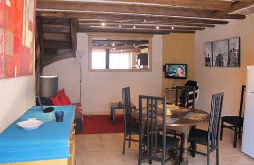 Moux-en-Morvan Casa | Cómoda casa de campo en el centro del pueblo de Moux para descubrir el Morvan