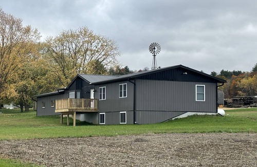 Sparta Casa | Comfortable Country Home w Expansive Views of Beautiful Big Creek Valley