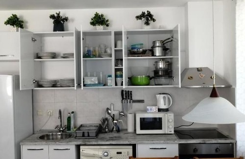 Lozenets Apartamento | Comfortable, cozy three-room family apartment with a sea view