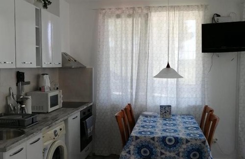 Lozenets Apartamento | Comfortable, cozy three-room family apartment with a sea view