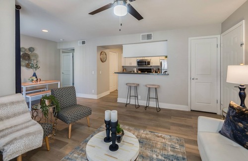 Roseville Apartamento | Comfortable Extended Stay Retreat in Roseville
