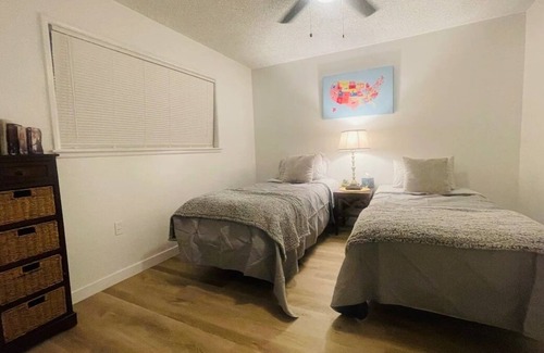 Fontana Casa | Comfortable family vacation/ business class.