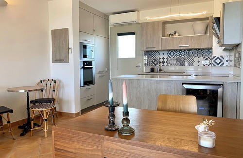 Saumane-de-Vaucluse Apartamento | Comfortable gîte with exceptional view / Golf **** de Saumane