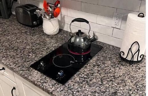 Altamonte Springs Casa | Comfortable Guest Suite in Altamonte Springs - Large Pool