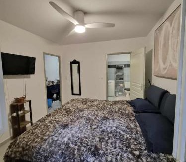 Roches Grises Apartamento | Comfortable ground floor apartment - terrace - parking