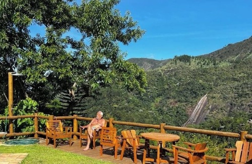 Araras Cabaña | Comfortable house, beautiful view in Serra de Petrópolis. Swimming pool, barbecue