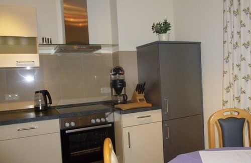 Cond Apartamento | Cómodo, amueblado de alta calidad **** DTV star apartamento para 2 personas