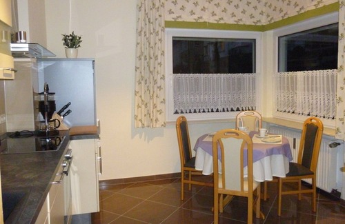 Cond Apartamento | Cómodo, amueblado de alta calidad **** DTV star apartamento para 2 personas