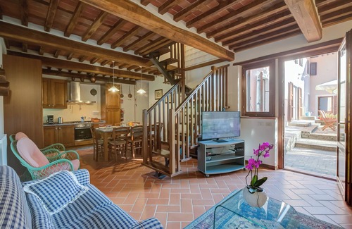 Borgo a Mozzano Casa | Comfortable Home Romeo Among Greenery, Borgo a Mozzano, Italy