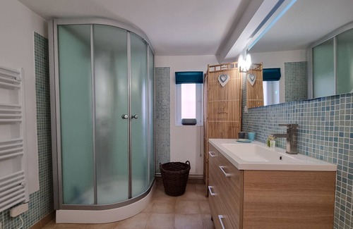 Azillanet Apartamento | Comfortable holiday home with swimming pool in Azillanet