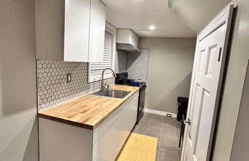Aston Casa | Comfortable home away from home