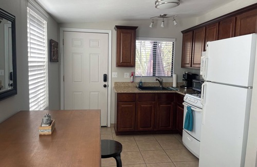 Rancho Feliz Casa | Comfortable Home Away from Home - Oro Valley Guest House