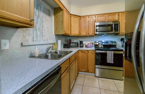 Sandalwood Casa | Comfortable Home in Great Location