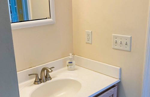 Nantucket Casa | Comfortable home near beaches, town, & airport with patio, WiFi, grill, & W/D