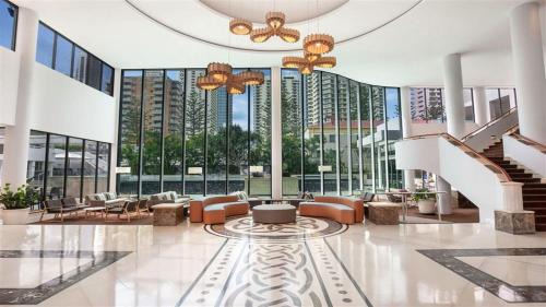 Surfers Paradise Hotel | Comfortable Hotel Studio at Legends Resort - CoastHM