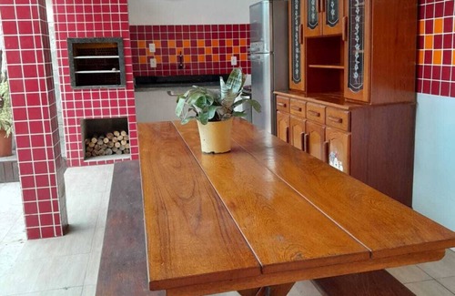 Ingleses do Rio Vermelho Casa | Comfortable house for your holidays with swimming pool for up to 12 people