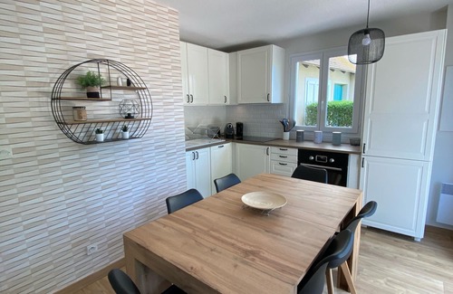 Port Guillaume Casa | Comfortable house ideally located 50 m from the pool and 300 m from the beach