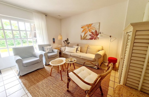 Eiderstedt Casa | Comfortable house Landlust for 4 with garden and terrace in Garding
