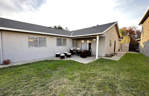 Turlock Casa | Comfortable House w/ Wi-Fi/TV