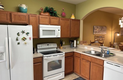 Lakeland Casa | Comfortable house with w/d, Pool, Internet and utilities included
