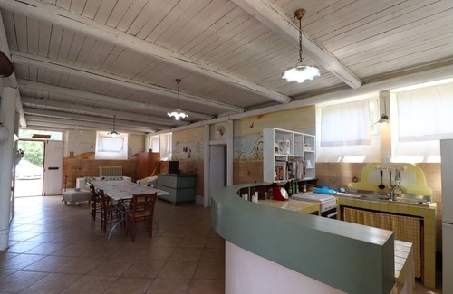 Torre San Patrizio Villa | Cómoda villa con piscina privada cerca del mar en el campo de Las Marcas
