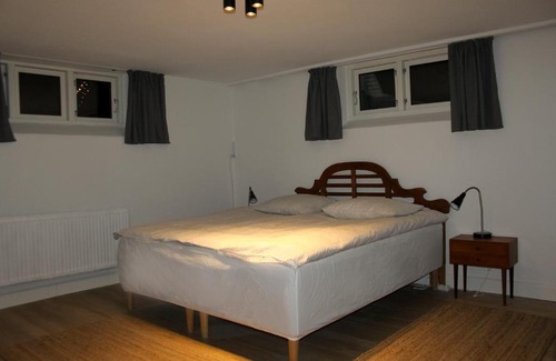 Copenhagen Casa | Comfortable Large Room King S bed near CPH centre