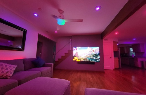 Strongsville Casa | Comfortable long stay in stylish place