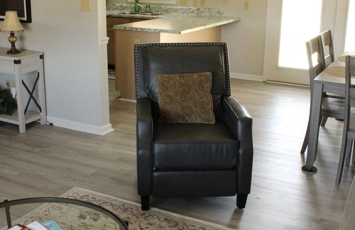 East Fayetteville Casa | Comfortable, Modern, Cozy
