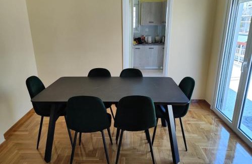 Kallithea Apartamento | Comfortable penthouse in Kallithea