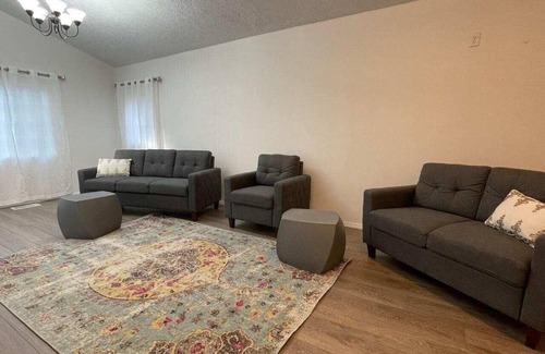 Terre Haute Casa | Comfortable, pet-friendly 2-bedroom in quiet cul-de-sac.
